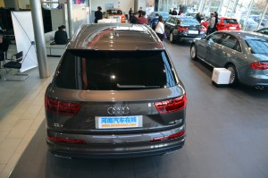 奥迪Q7 2016款 45 TFSI 尊贵型/外观